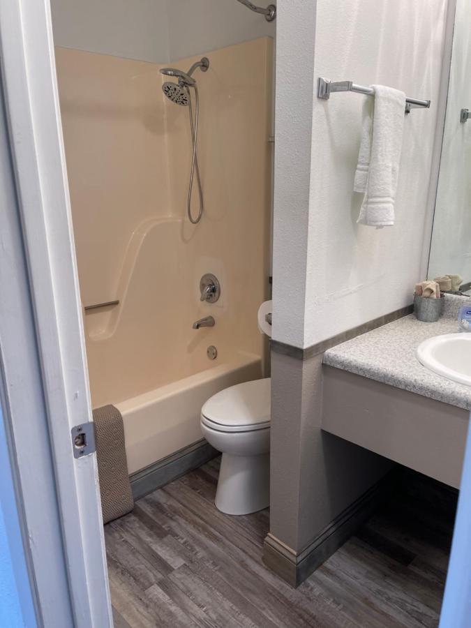 Mountain View Guest Motel Bagian luar foto
