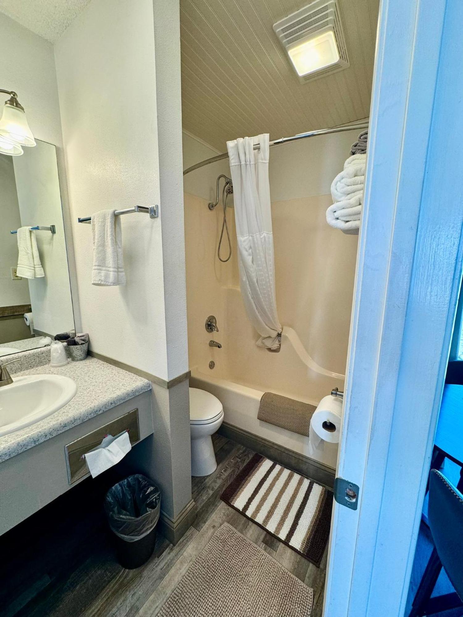 Mountain View Guest Motel Bagian luar foto