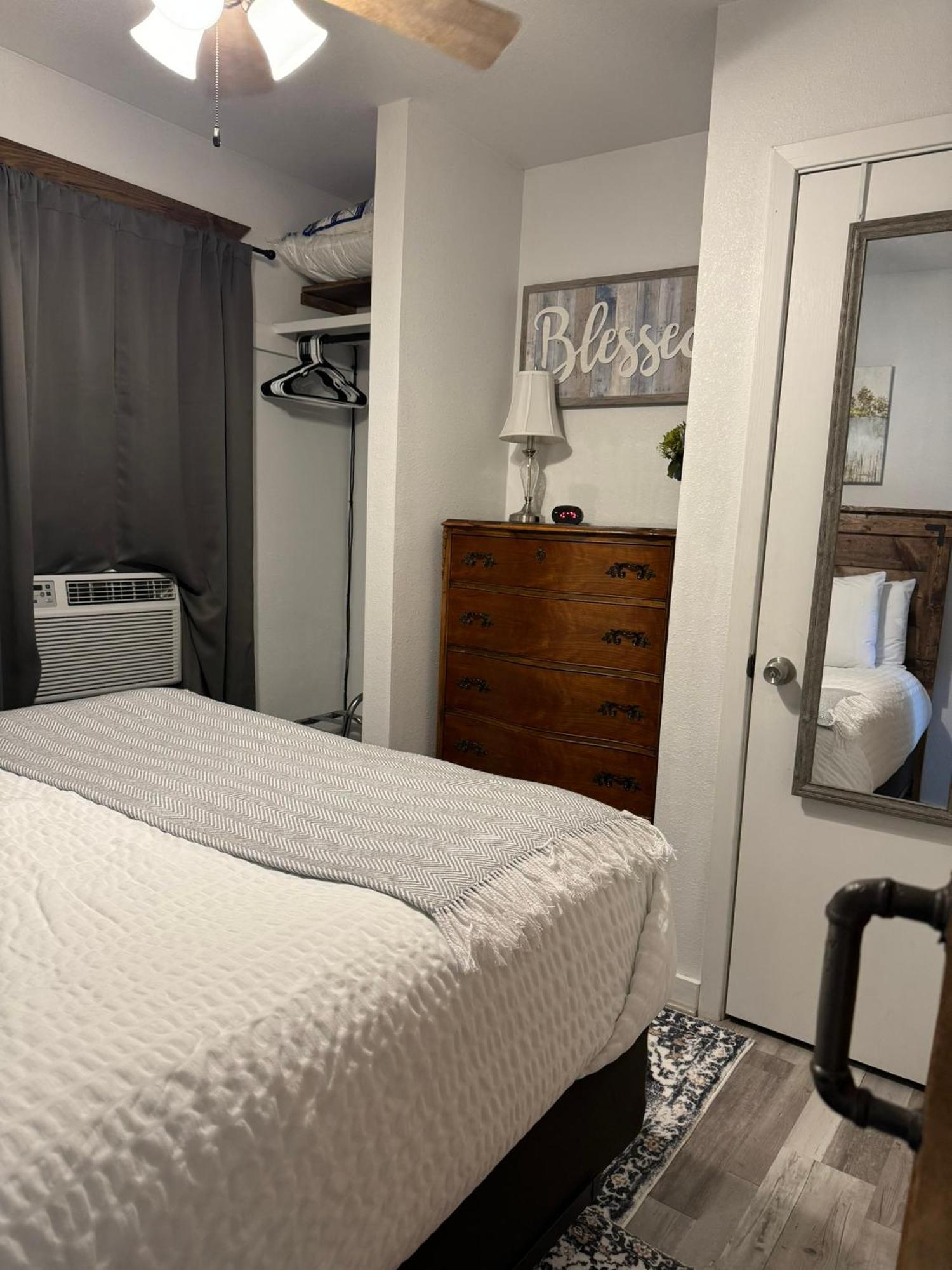 Mountain View Guest Motel Bagian luar foto